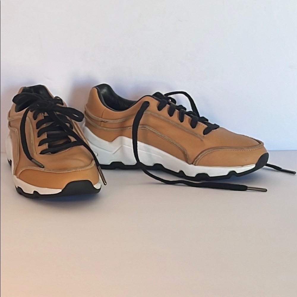 Like New OPENING CEREMONY Leather Sneakers Womens 6